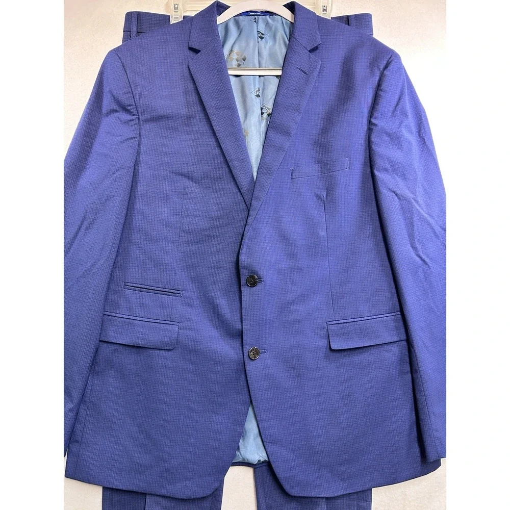 Vince Camuto Slim Fit  Blue Herringbone 2-Piece Suit 46L/36W 34L 2-Btn